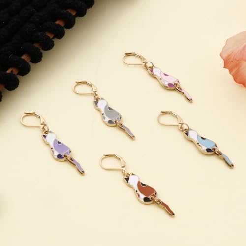 DoreenBeads Stitch Markers for Crocheting and Knitting | Alloy Enamel Crochet Marker Crochet Gifts for Knitting Weaving Sewing Accessories Quilting Jewelry Making - color: On Cat's Back