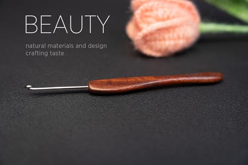 SEVENSUN 3.0mm - Handmade Ergonomic Crochet Hook - Hand Polished Stainless Steel Hook and Wood Handle Crochet Needle - Dreadlock Crochet Hooks Crochet Accessories Crochet Hooks for Arthritic Hands - size: 3.0mm(Size D)