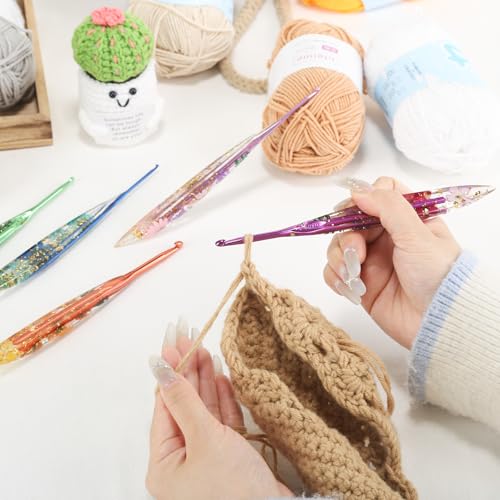 4.5mm Crochet Hook, Ergonomic Crochet Hooks with Floral Resin Grips | Stylish and Unique Knitting Needles ,Crochet Needles for Beginners, Arthritic Hands and Professional - size: 4.5mm