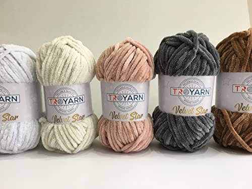 TROYARN Velvet Star, Silvery Glitter Chenille Baby Blanket Yarn Amigurumi Yarn for Crocheting and Knitting Super Bulky 100 gr (120 yds) Length: 110 m (10402 - Cream, 1 Skein) - color: 10402 - Cream, size: 1 Skein