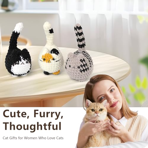 3 pcs Crochet Cats for Desk Decor, Cute Mini Handmade Knitted Cats for Shelf or Office Decor, Gifts for Women and Cat Lovers