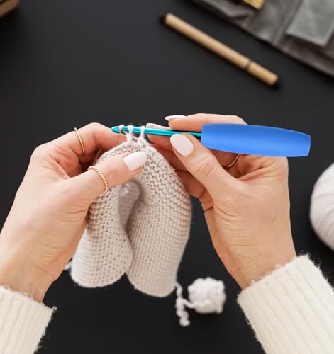 5Pcs Crochet Hook Grips, Ergonomic Crochet Hook Grip for Arthritic Hands | Fits 2mm-10mm( 0.08in-0.39in)Hooks Comfortable Removable Cushions Hands Handle Multi-Color, Soft EVA (Only handle)
