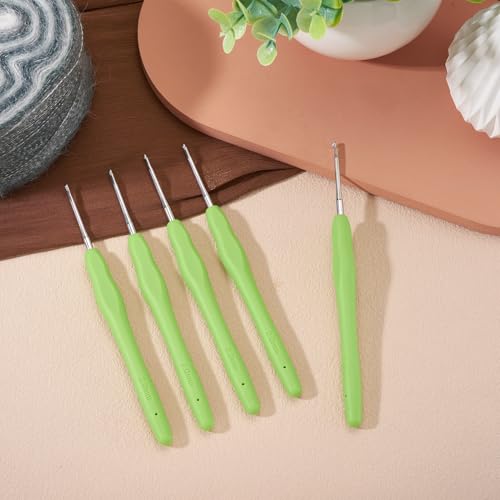 10 pcs Aluminum Crochet Hooks Knitting Needles Pin 2mm Random Color Smooth Silicone Handle Crochet Hook Craft Yarn for Beginners Handmade DIY Knitting Scarves Sweater Hat Clothing Accessories - color: Pin 2mm
