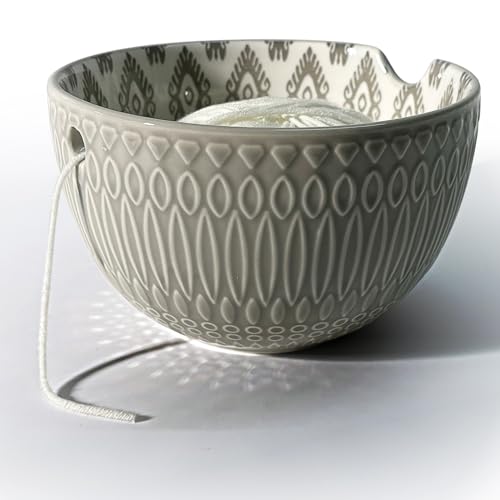 UCDRMA Yarn Bowls for Crocheting, Ceramic Crochet Yarn Holder Bowl Large-Opening Knitting Bowl for Yarn of All Types, Decorative Crochet Bowl High-Stability Knitting Bowl Tool for Crochet Lovers - color: Light Gray