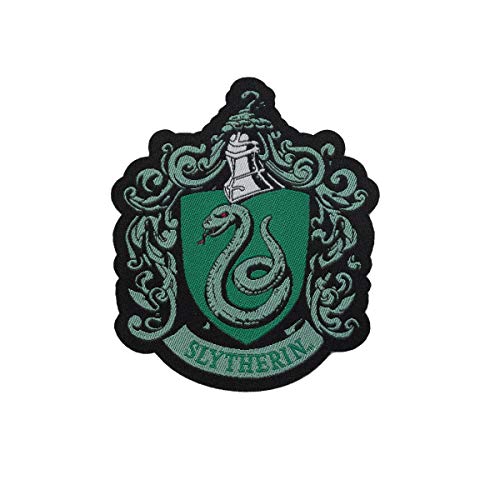 Eaglemoss Hero Collector Hogwarts Slytherin House Scarf | Wizarding World Knitting Kits | Model Replica