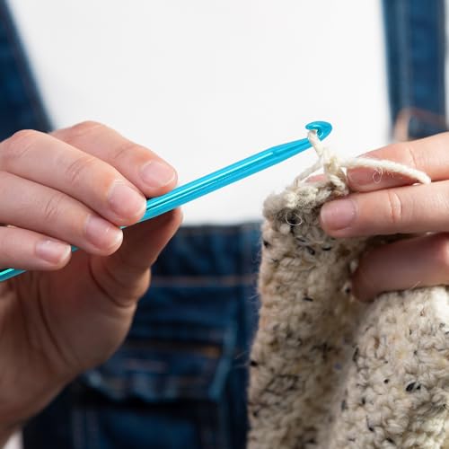 VOCOSTE 18pcs 5.0mm Crochet Hooks, US Size 8 Crochet Knitting Needles for DIY Craft Yarn, Contribute to Beginners - color: Blue, size: 5.0mm