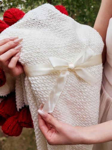 vctops Flower Bouquet Knitted Throw Blanket, Cute Roses Bouquets Handmade Crochet Round Blankets, Red Roses Soft Small Throws Gifts for Girls, Women, Wife (Red,Diameter 43") - color: Red, size: Kids,Diameter 43"