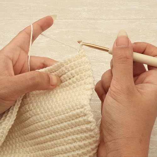 Knitter’s Pride Pearl Single-Ended Aluminum Crochet Hook - 4.50mm - size: 4.50 mm
