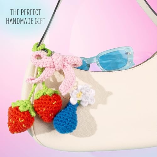 STMT D.I.Y. Crochet Bag Charms, Creates 7+ Keychains, Crochet Kit for Beginners with Yarn, Starter Hooks, Step-by-Step Tutorials, DIY Craft, Great Teen Gifts - color: Crochet