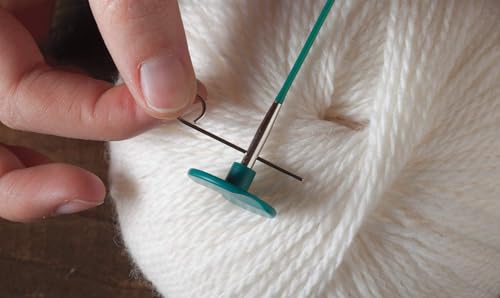 Knit Picks Interchangeable Circular Knitting Needle Cable - 60" Green | For Regular Interchangeable knitting needles, creates 60 inch total length including needle length when attached - size: 60"