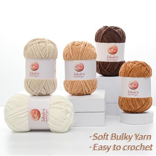 Chenille Yarn for Crocheting, Size 5 Bulky,Light Purple | 100g/131yds Soft Chunky Velvet Yarn for Crochet and Knitting,Fluffy Baby Yarn for Amigurumi,Blankets and DIY Crafts. - color: Light Purple