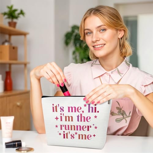 Runners Makeup Bag, Running Gifts for Women | “It's Me, Hi, I'm the Runner” Cosmetic Bag for Joggers Track Athletes Marathon Lovers, Sports Stuff and Accessories - color: multicolor04