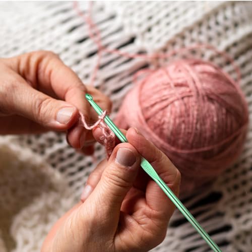 12PCS 4mm Crochet Hooks, US Size G/6 Small Crochet Hooks, Aluminum Crochet Needles for DIY Yarn Craft, Knitting Needles for Beginners Women Adults - color: 4mm