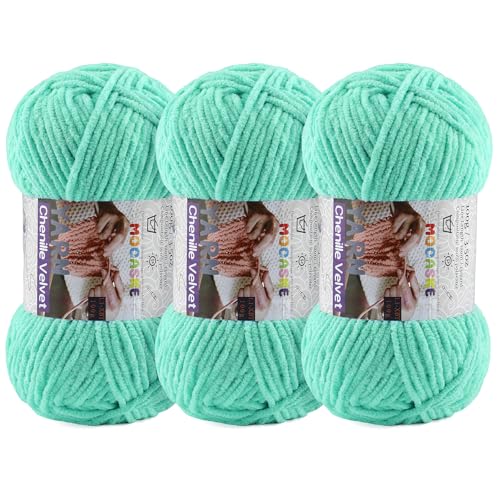 Mooaske Chenille Yarn for Crocheting, 300g/393yds Fluffy Baby Blanket Yarn | Soft plush thick chenille yarn for crocheting. 300g/393yd total. Ideal for baby blankets, amigurumi, scarves & home decor. - color: Aqua Green