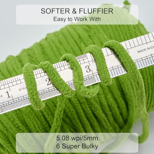 Chunky Chenille Yarn #6 Super Bulky Soft Fluffy Crochet | Easy care & beginner-friendly. Choose 0.66lb or 1.76lb. Perfect for blankets, hats, scarves, home decor. Machine washable. - color: Green, size: 0.66LB/215yds