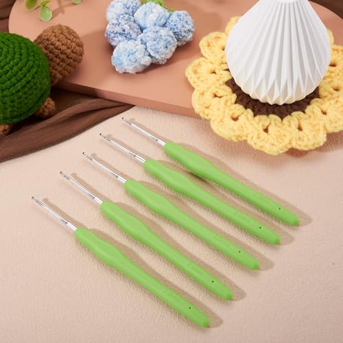 10 pcs Aluminum Crochet Hooks Knitting Needles Pin 2mm Random Color Smooth Silicone Handle Crochet Hook Craft Yarn for Beginners Handmade DIY Knitting Scarves Sweater Hat Clothing Accessories - color: Pin 2mm