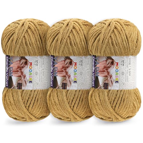 Mooaske Chenille Yarn for Crocheting, 300g/393yds Fluffy Baby Blanket Yarn | Soft plush thick chenille yarn for crocheting. 300g/393yd total. Ideal for baby blankets, amigurumi, scarves & home decor. - color: Coffee