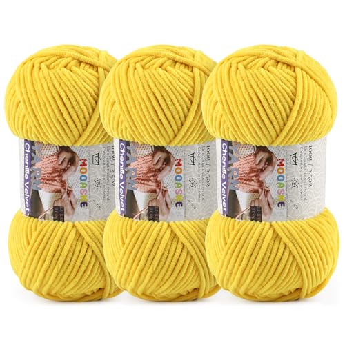 Mooaske Chenille Yarn for Crocheting, 300g/393yds Fluffy Baby Blanket Yarn | Soft plush thick chenille yarn for crocheting. 300g/393yd total. Ideal for baby blankets, amigurumi, scarves & home decor. - color: Golden Yellow