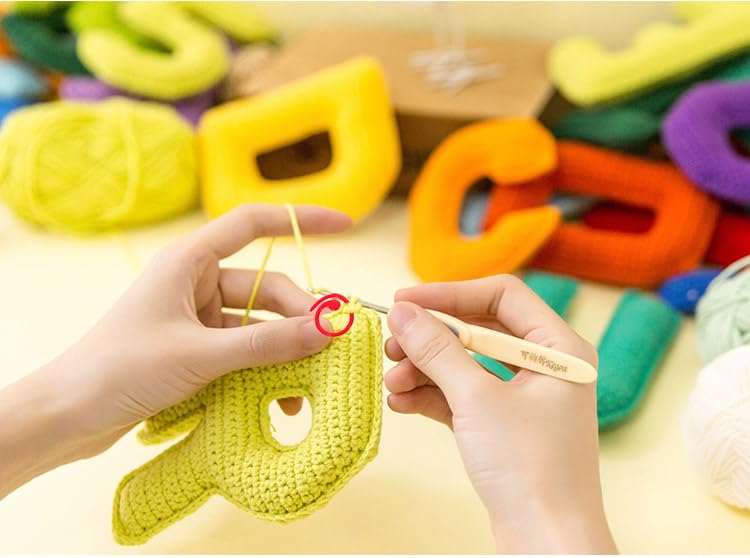 60PCS Metal Stitch Markers,Crochet Knitting Stitch Markers Yarn Row Stitch Counter with Case - color: Multicolor01