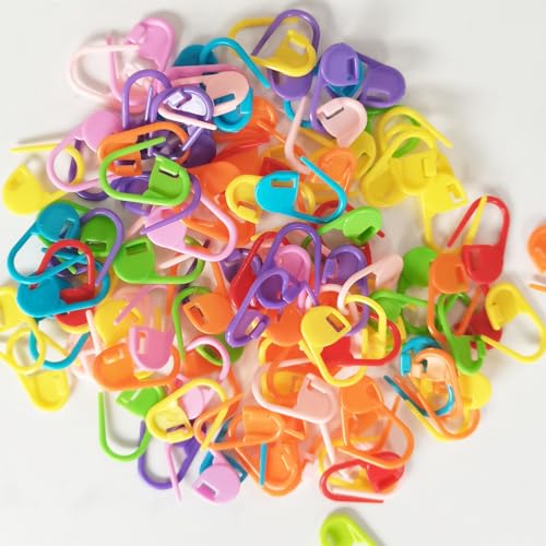 100 Mix Color Knitting Stitch Counter Crochet Locking Markers and 7 U Shape Multicolor Bent Cable Stitch Holder Needles Plastic Twist Curved Hand Knitting Needles with 6 Large Blunt Knitting Needles