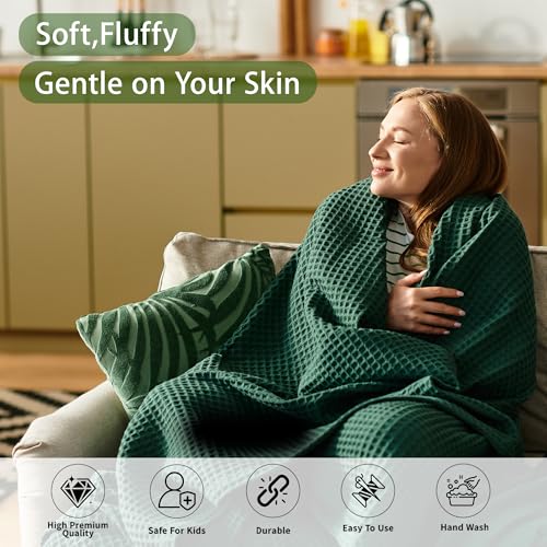 Fluffy Chenille Yarn for Crocheting, Chunky Velvet Yarn for Crochet Amigurumi, Used for Making Baby Yarns Blanket, Clothes, Pattern Knitting Creations (1-Light Green) - color: 1-Light Green