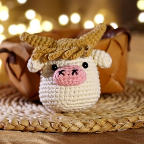 Crochet Kit for Beginners Adults - Pig and Cow Starters Crochet Kit, Beginners Crocheting Kitting for Adults Teen, DIY Craft Gifts with Crochets Yarns, Hook, Step-by-Step Video, Instruction - color: Pig and Highland Cow