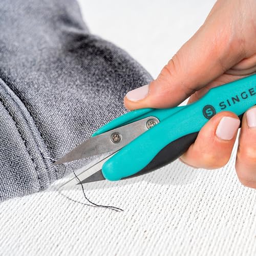 SINGER ProSeries™ 5" Thread Snips, Comfort Grip, Sewing & Yarn Cutter | Spring-loaded 5 inch thread snips with fine tips and comfort grip; quickly trim threads and frayed edges, thumb-hole storage