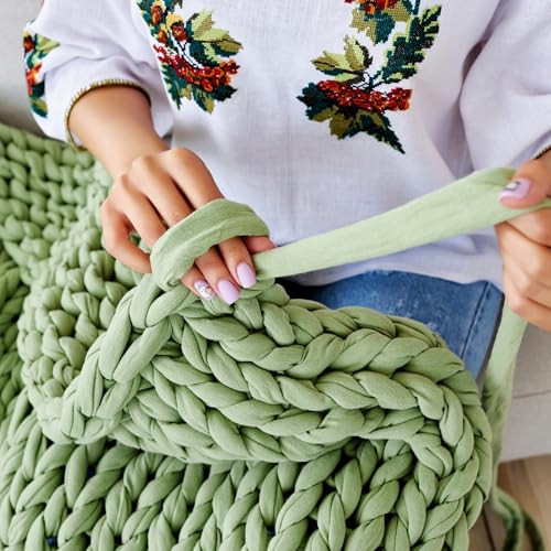 Bobilon Giant Chunky Cotton Yarn 3.3 lbs, Arm Knitting - Nude | 100% cotton giant yarn for arm knitting; great for chunky blankets, pet beds, rugs and baskets; new fabric, not recycled - color: Nude