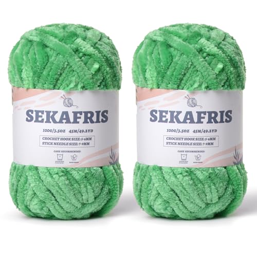 Chenille Velvet Soft Yarn Green 2 Pack | 200g/98.4yds Fuzzy Chunky Chenille Yarn for Crocheting Plush Yarn for Hand Knitting Amigurumi Fluffy Yarn - color: 2 Green