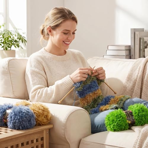 (23 Colors Available) Yusarinl Eyelash Yarn Fluffy 100% Polyester 3,35oz 130 Yards, Fun Fur Yarn for a Border, toy's Hair or Beard-Fruit Green - color: Fruit Green, size: 1 Skein