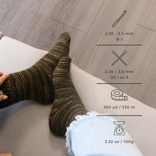 Circulo - Lucky Feet Yarn, Socks Yarn, Hand-Painted Superwash Merino Wool – Soft, Comfortable and Durable - Sport Weight Yarn, 360 yds, 3.52 oz – Color: 9201 Dry Leaf - color: 9201 - Dry Leaf