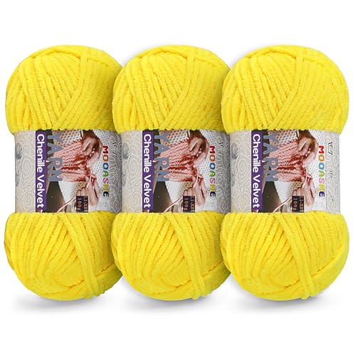 Mooaske Chenille Yarn for Crocheting, 300g/393yds Fluffy Baby Blanket Yarn | Soft plush thick chenille yarn for crocheting. 300g/393yd total. Ideal for baby blankets, amigurumi, scarves & home decor. - color: Yellow