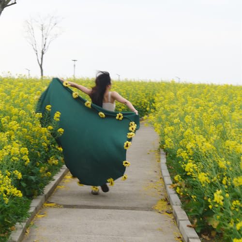 vctops Flower Bouquet Knitted Throw Blanket, Cute Sunflower Bouquets Handmade Crochet Round Blankets, Sunflowers Soft Throws Gifts for Girls, Women, Wife (Sunflower,Diameter 59") - color: Sunflower, size: Adult,Diameter 59"