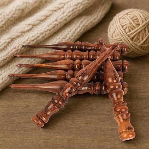 PIEWOOD - Wooden Crochet Hooks, Set of 7 Crochet Hooks Ergonomic Soft Grip Handle, Crochet Hooks for Crocheting Yarn, Knitting Gift for Her (Set of 7) - size: Set of 7
