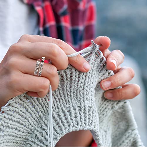 ANCIRS 2pcs Knitting Crochet Loop Ring for Fingers, Silver | Metal, Adjustable, Comfortable to wear, Open Yarn Guide Finger Holders, Crochet Tension Ring - color: 2 Silver