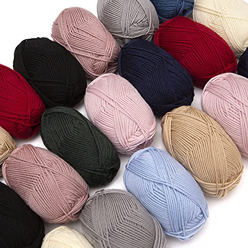 100% Superwash Wool Yarn 3 Skeins 150g DK Weight Knitting Crochet L. Green | Sourced from Peru for breathable warmth and 327yd total length per 150g pack ideal for soft baby garments hats and sweater - color: Leaf Green
