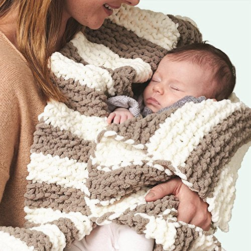 Bernat Baby Blanket Yarn, 3.5oz, Super Bulky 6 Gauge - White - Single Ball Machine Wash & Dry | #6 Super Bulky Yarn, 100% Polyester, Soft Baby Blanket Yarn for Crochet, Knitting & Crafts, 72yds, 100g/3.5oz, 1 Pack - color: White, size: 1 Pack, style: Baby