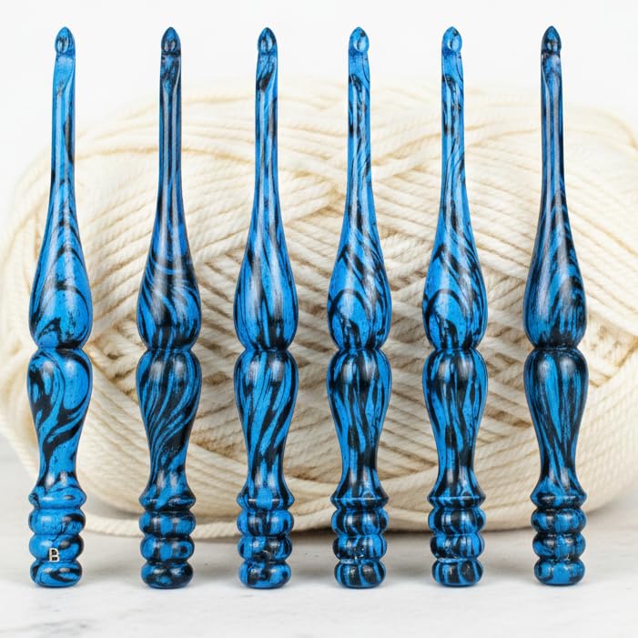 Wooden Crochet Hooks Set, 7 pc Ergonomic Crochet Hooks for Arthritic Hands, 4mm-10mm Engraved Sizes - Comfort Soft Grip Handle for Crocheting & Knitting - Premium Gift for Her(Hooks Only) - color: Hook Set Only